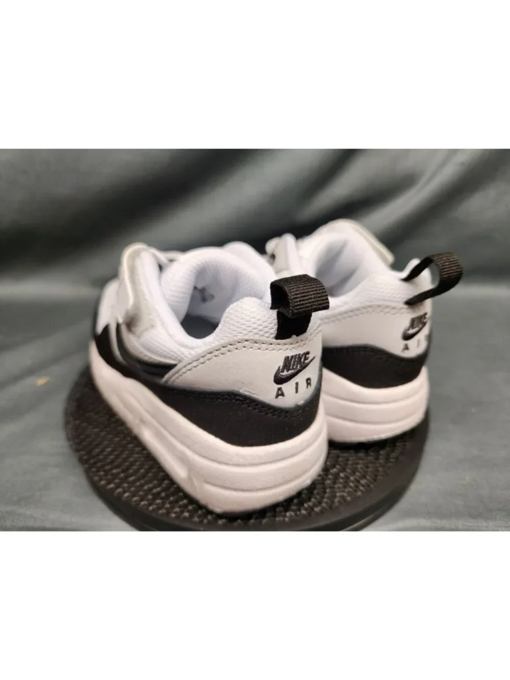 Nike Toddlers Air Max 1 Easyon (PS) Sneakers White/Gray Black Size 5 NEW IN BOX!